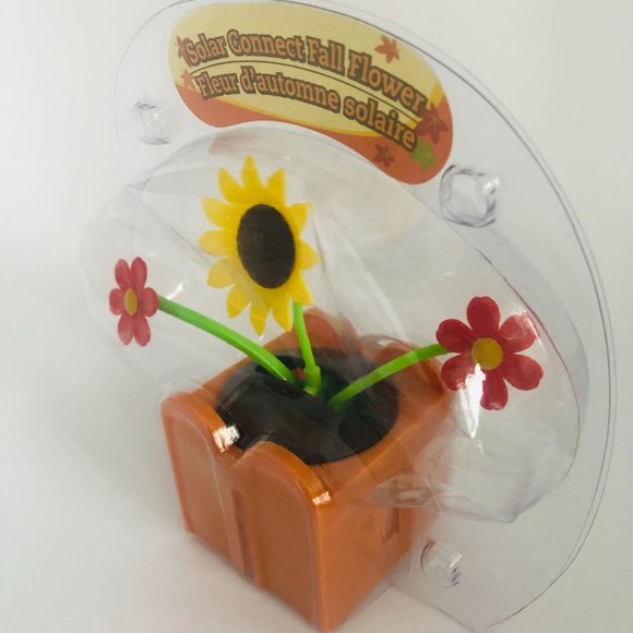 🤎 3/$25 New- Solar Dancing Bear with Flower - Picture 5 of 7